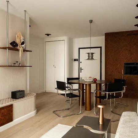 Apartment Centrum Z7 - By Jwpm